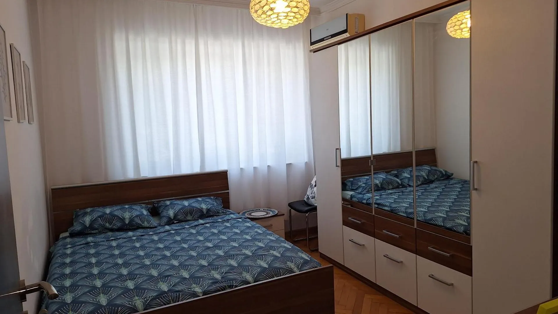 The Brick Apartment Burgas