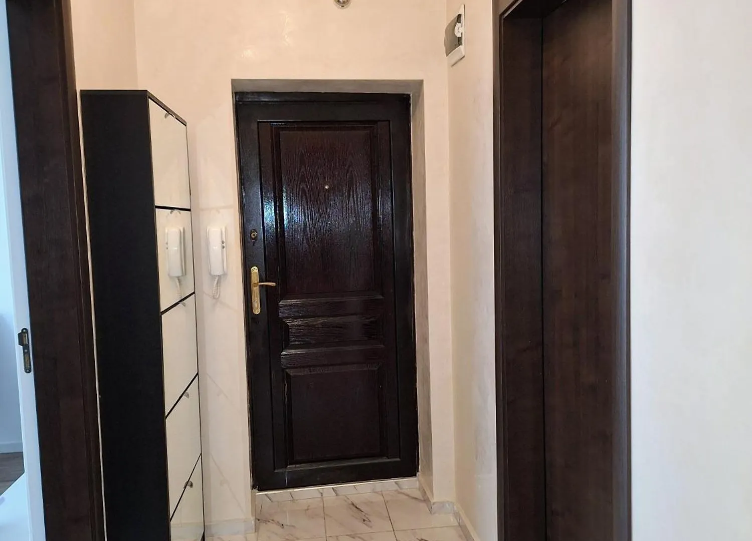 The Brick Apartment Burgas